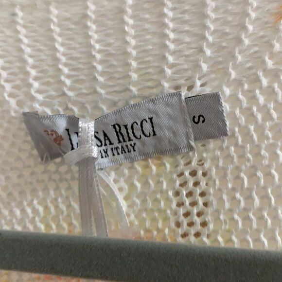 LUISA Ricci Cold Shoulder Top - Picture 6 of 8